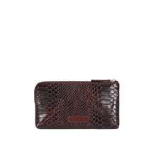 Load image into Gallery viewer, Ee Paola W1  Marsala Leather Clutch Wallet
