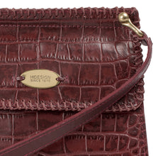 Load image into Gallery viewer, Ee Zoey Marsala Leather Mini Bag
