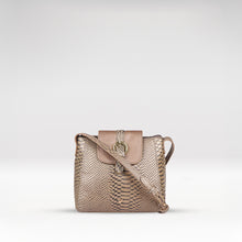 Load image into Gallery viewer, EE LYRA SLING BAG
