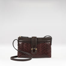 Load image into Gallery viewer, Ee Frieda W4  Marsala Leather Sling Wallet
