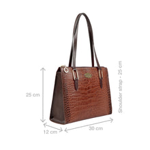 Load image into Gallery viewer, Ee Opihi 03 Tan Leather Tote Bag
