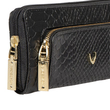 Load image into Gallery viewer, Ee Katniss W1-M Black Leather Zip Around Wallet
