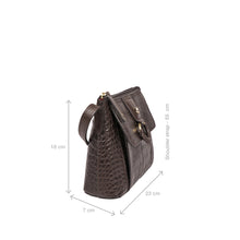Load image into Gallery viewer, Medellin 04 Brown Leather Crossbody Bag
