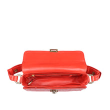 Load image into Gallery viewer, EDA 01 SHOULDER BAG
