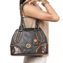 Load image into Gallery viewer, JOANARC 02 SHOULDER BAG
