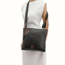 Load image into Gallery viewer, AKASAKA 03 CROSSBODY
