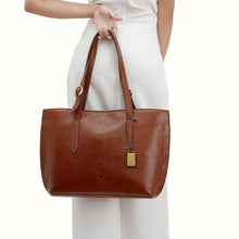 Load image into Gallery viewer, LA PLATA 01 SHOULDER BAG
