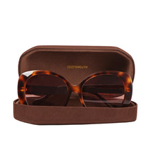 Load image into Gallery viewer, PALMA BUTTERFLY SUNGLASS
