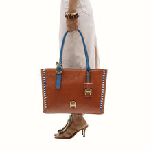 Load image into Gallery viewer, GRACIE 02  TOTE BAG
