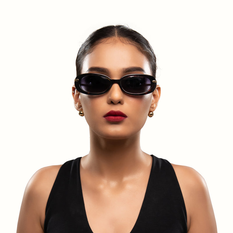 Elara Women's Grey Retro Oval Sunglasses