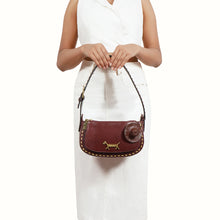 Load image into Gallery viewer, MERIDA 02 SHOULDER BAG
