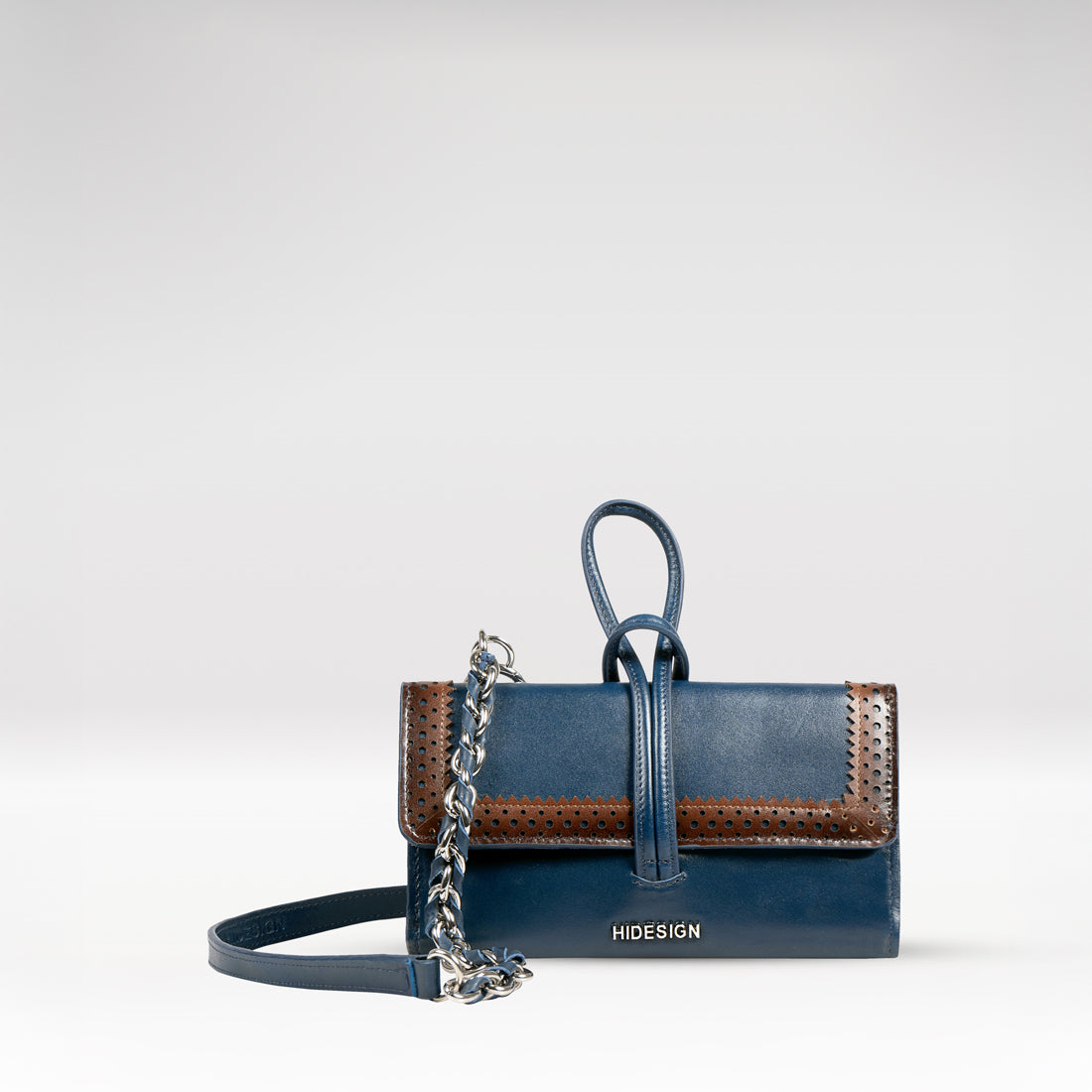 CHURRO W4 SLING WALLET