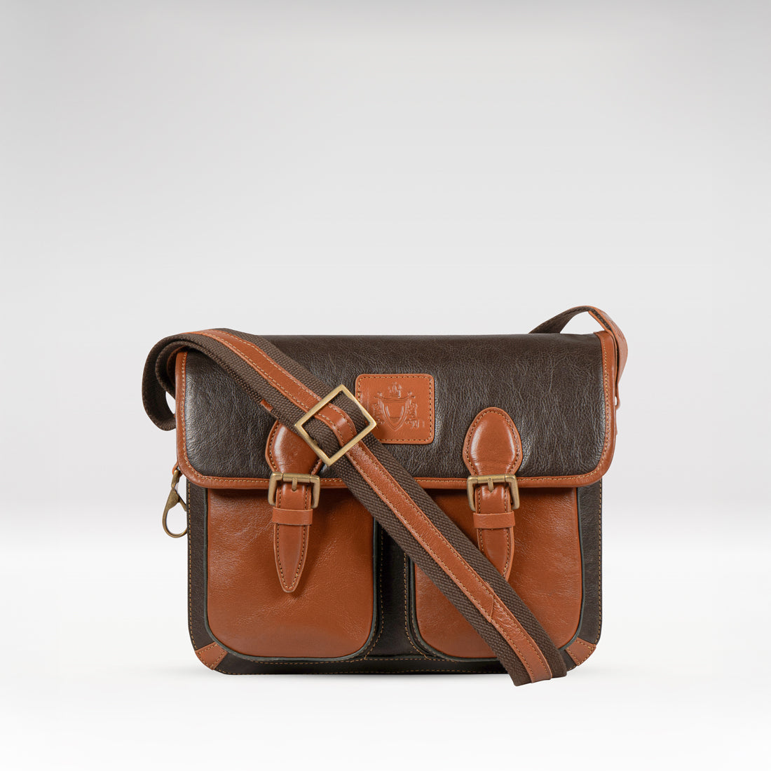 CHARTER 01 CROSSBODY