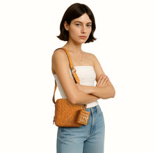 Load image into Gallery viewer, Terra 02 Brown Leather Shoulder Bag
