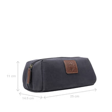 Load image into Gallery viewer, Okavango 02 Tan Leather Duffle Bag
