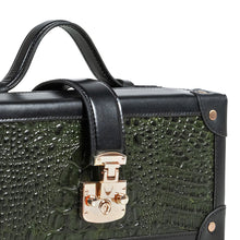 Load image into Gallery viewer, Louvre 02 Green Leather Shoulder Bag
