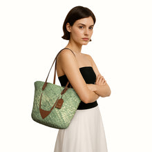 Load image into Gallery viewer, Luma Green Natural raffia Shoulder Bag
