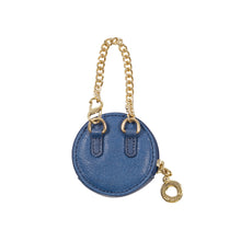 Load image into Gallery viewer, Cyra 02 Leather Earpod Pouch Charm
