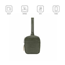 Load image into Gallery viewer, Bonaparte 01 Green Leather Crossbody
