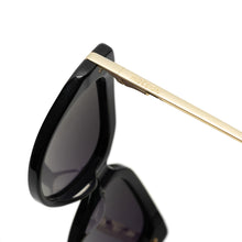 Load image into Gallery viewer, Isla Women's Black Cat Eye Sunglasses
