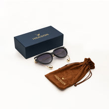 Load image into Gallery viewer, Isla Women's Black Cat Eye Sunglasses
