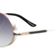 Load image into Gallery viewer, Calypso Women's Black Retro Oval Sunglasses
