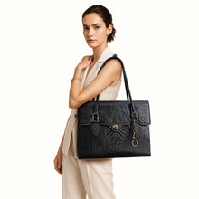 Load image into Gallery viewer, Comtesse 02 Black Leather Tote Bag
