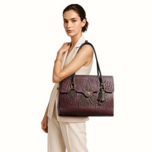 Load image into Gallery viewer, Comtesse 02 Red Leather Tote Bag
