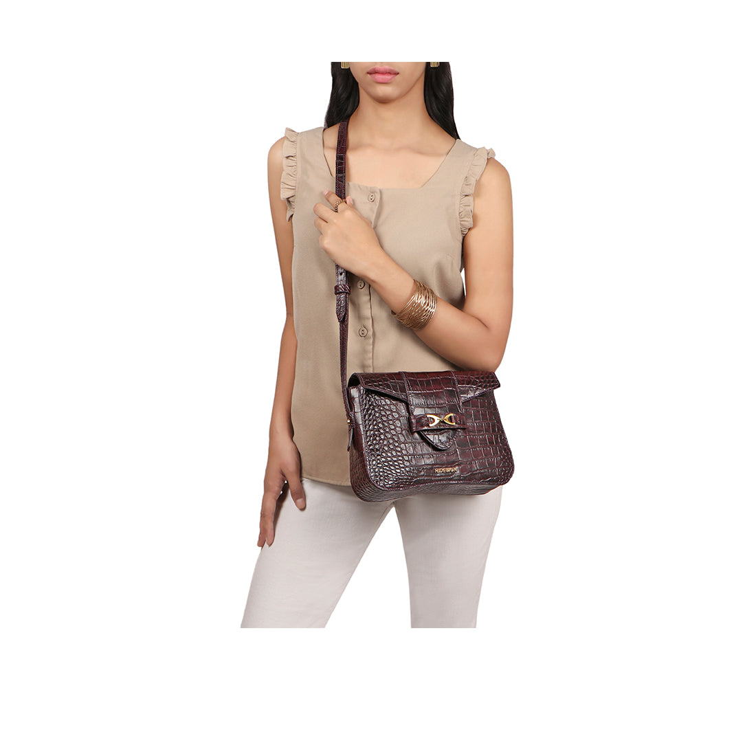 FONTANA SLING BAG