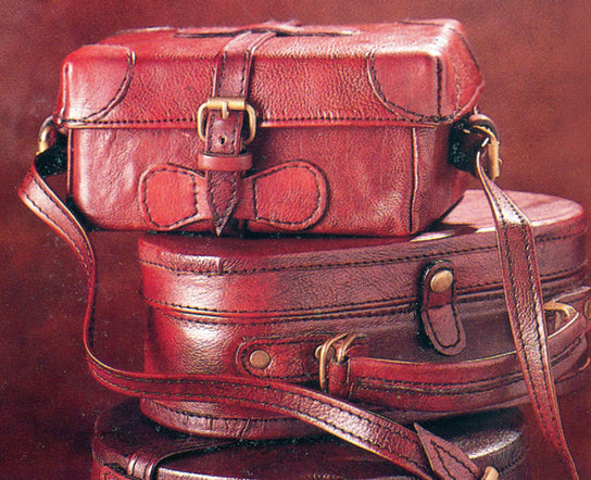 Buy The Vintage Mafia, Black & Dark Brown Leather Clutch Bag for Women  Online in India – Tiger Marrón