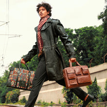 Load image into Gallery viewer, Rhapsody 02 Brown Leather Briefcase
