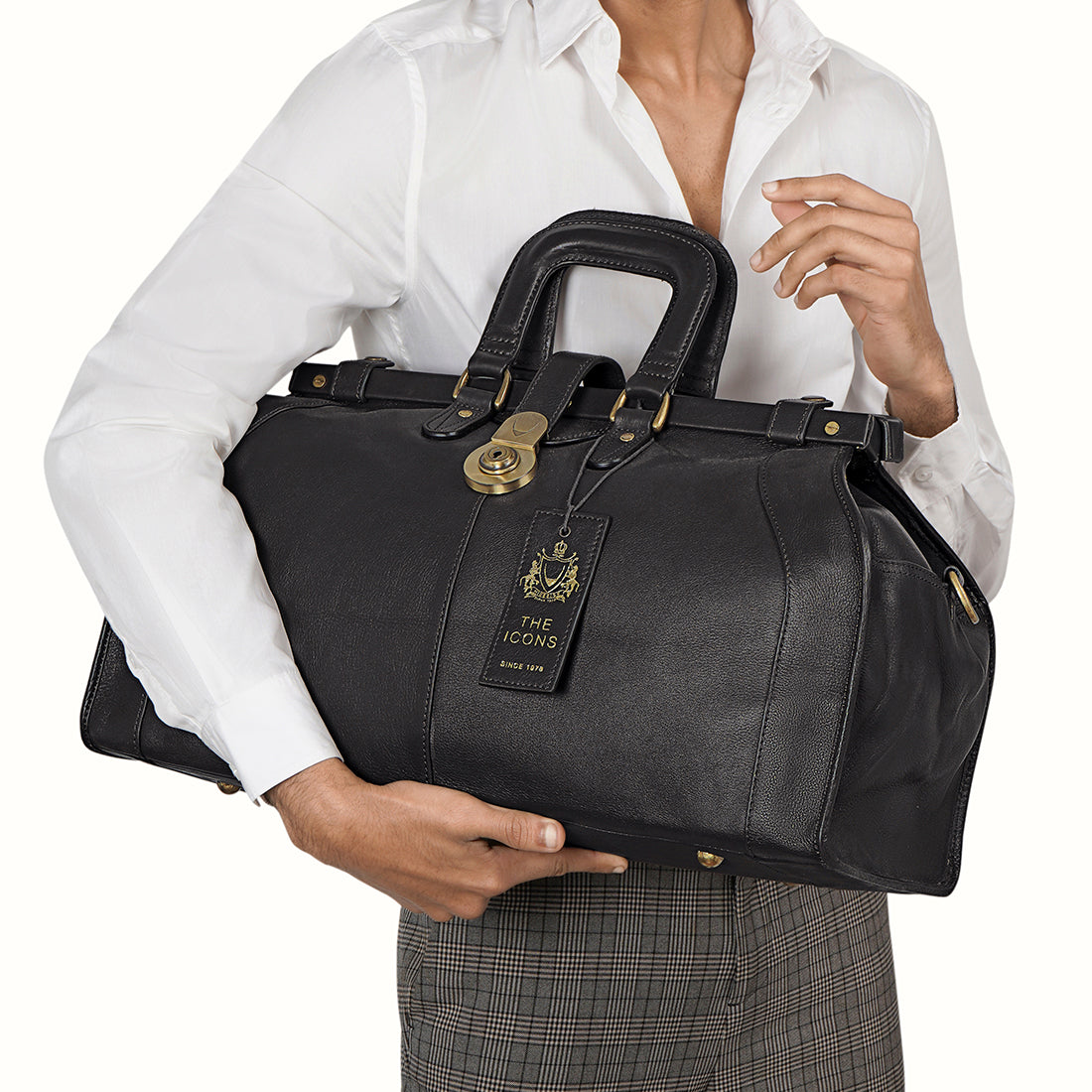 Buy Black Safari Duffle Bag Online Hidesign