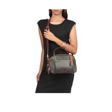 Load image into Gallery viewer, SCOOTER 01 SLING BAG

