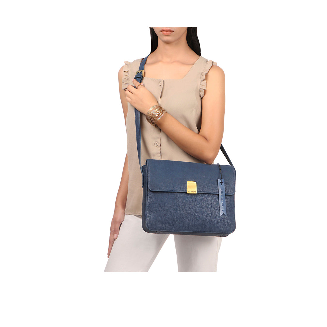 YOGA 02 SLING BAG