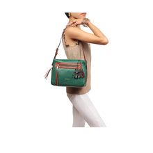 Load image into Gallery viewer, CHIQUITA 01 SHOULDER BAG
