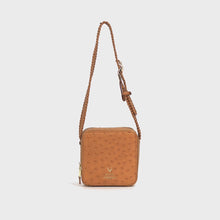 Load and play video in Gallery viewer, Terra 02 Brown Leather Shoulder Bag
