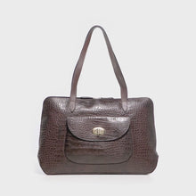Load and play video in Gallery viewer, CROCO 02 TOTE BAG
