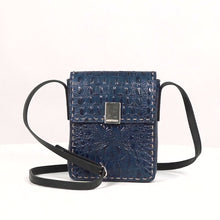 Load and play video in Gallery viewer, SABRINA 02 CROSSBODY
