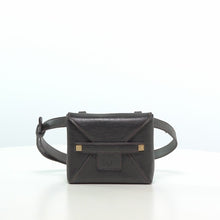 Load and play video in Gallery viewer, TIMBUKTOO 01 BELT BAG
