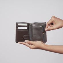 Load and play video in Gallery viewer, L108 N BI-FOLD WALLET
