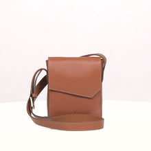 Load and play video in Gallery viewer, TOWER 02 CROSSBODY
