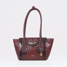Load and play video in Gallery viewer, Bolinas 01 Red Leather Shoulder Bag
