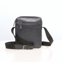 Load and play video in Gallery viewer, MACKENZIE 02 SB CROSSBODY
