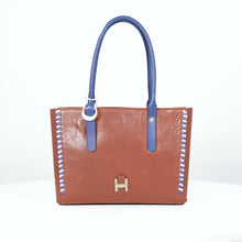 Load and play video in Gallery viewer, GRACIE 02  TOTE BAG
