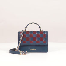 Load and play video in Gallery viewer, PEYOTE 03 SLING BAG
