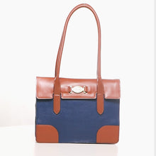 Load and play video in Gallery viewer, SACREMENTO SHOULDER BAG
