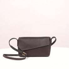 Load and play video in Gallery viewer, TOWER 01 SLING BAG
