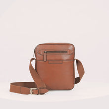 Load and play video in Gallery viewer, Mackenzie 02 Sb Tan Leather  Crossbody
