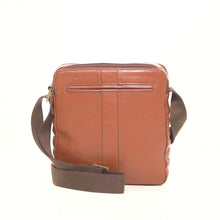 Load and play video in Gallery viewer, CARNABY 01 CROSSBODY
