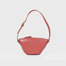 Load and play video in Gallery viewer, Cordoba 06 Orange Leather Shoulder Bag
